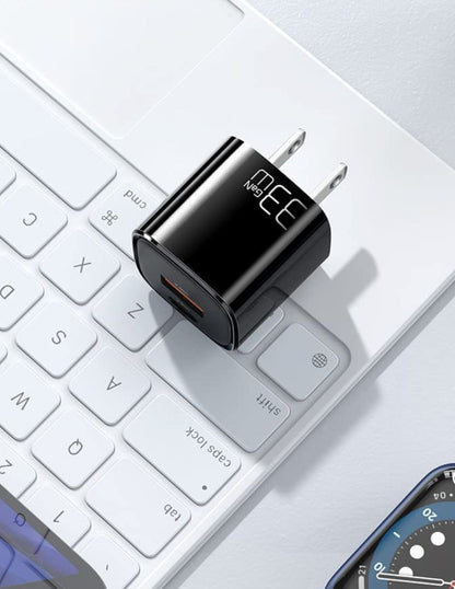 Mini Cubo de Carga Rápida USB y PD de 33W Negro