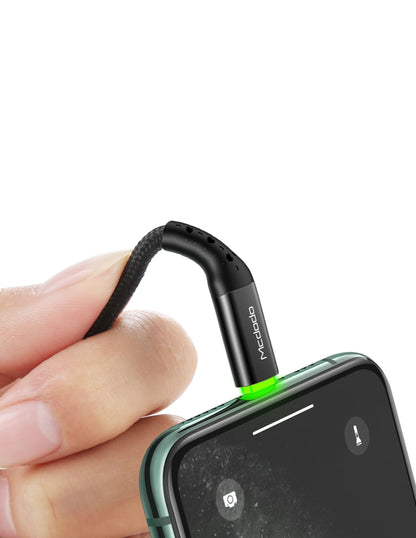 Cable Para iPhone con Led y Desconexión Automática 1.8M